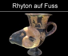 Rhyton auf Fuss